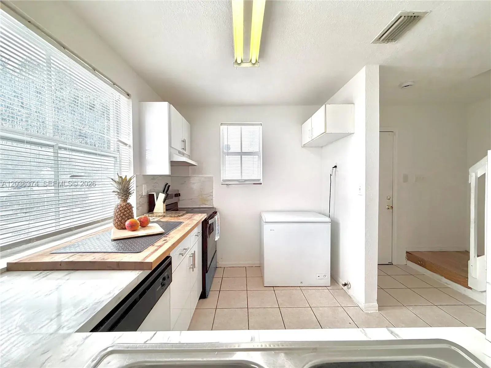 19500 SW 103rd Ct # 9, Cutler Bay FL 33157 photo 3