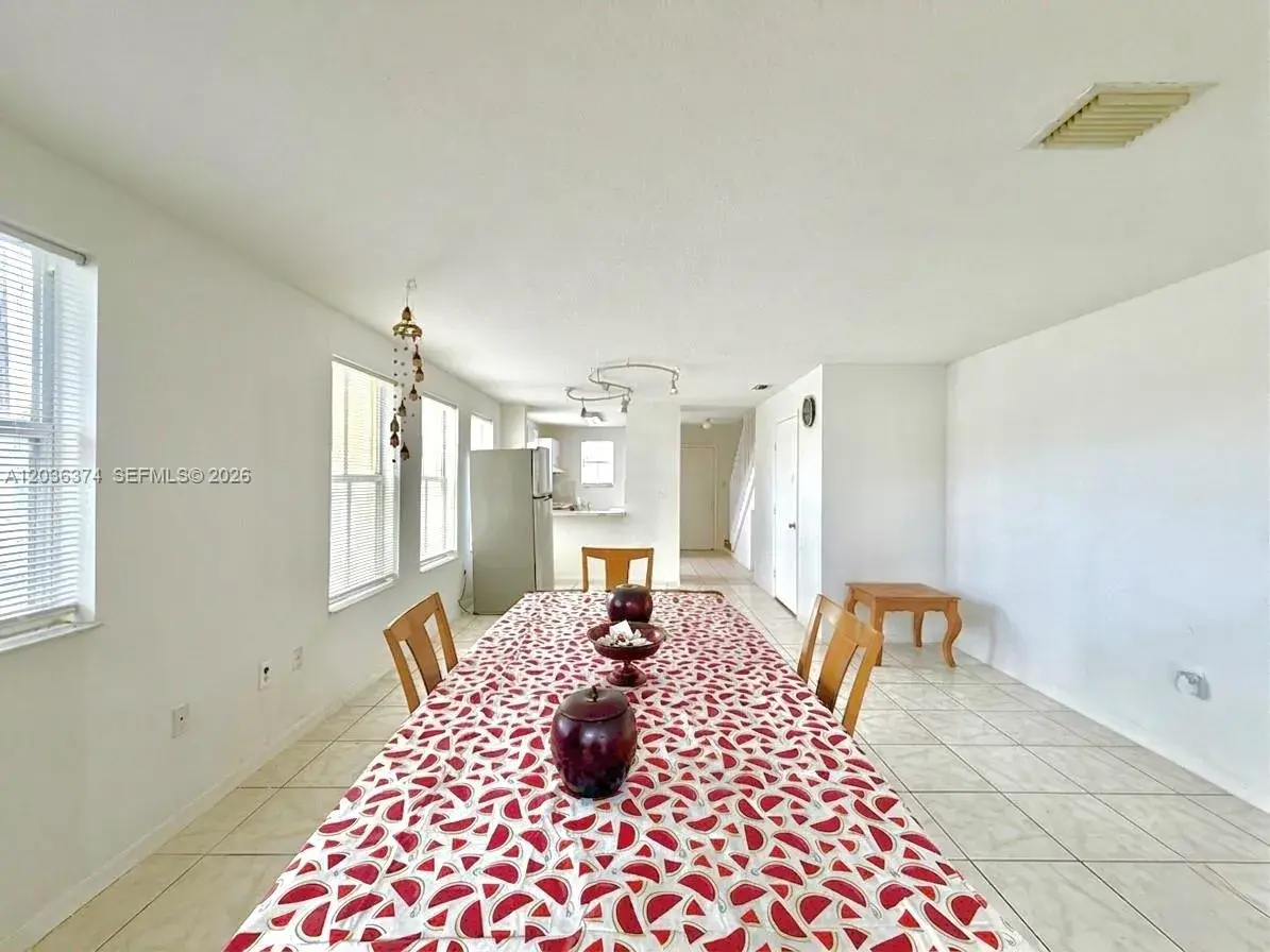 19500 SW 103rd Ct # 9, Cutler Bay FL 33157 photo 4