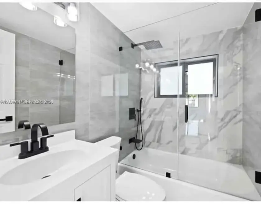 1 bedroom 1 bath Residential Lease for rent at 721 SW 5th Ct # 0, Hallandale Beach FL 33009