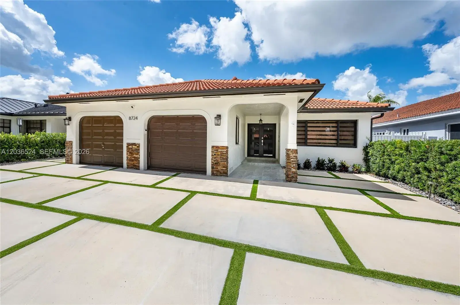 3 bedroom 2 bath Residential for sale at 8724 NW 149th Ter, Miami Lakes FL 33018