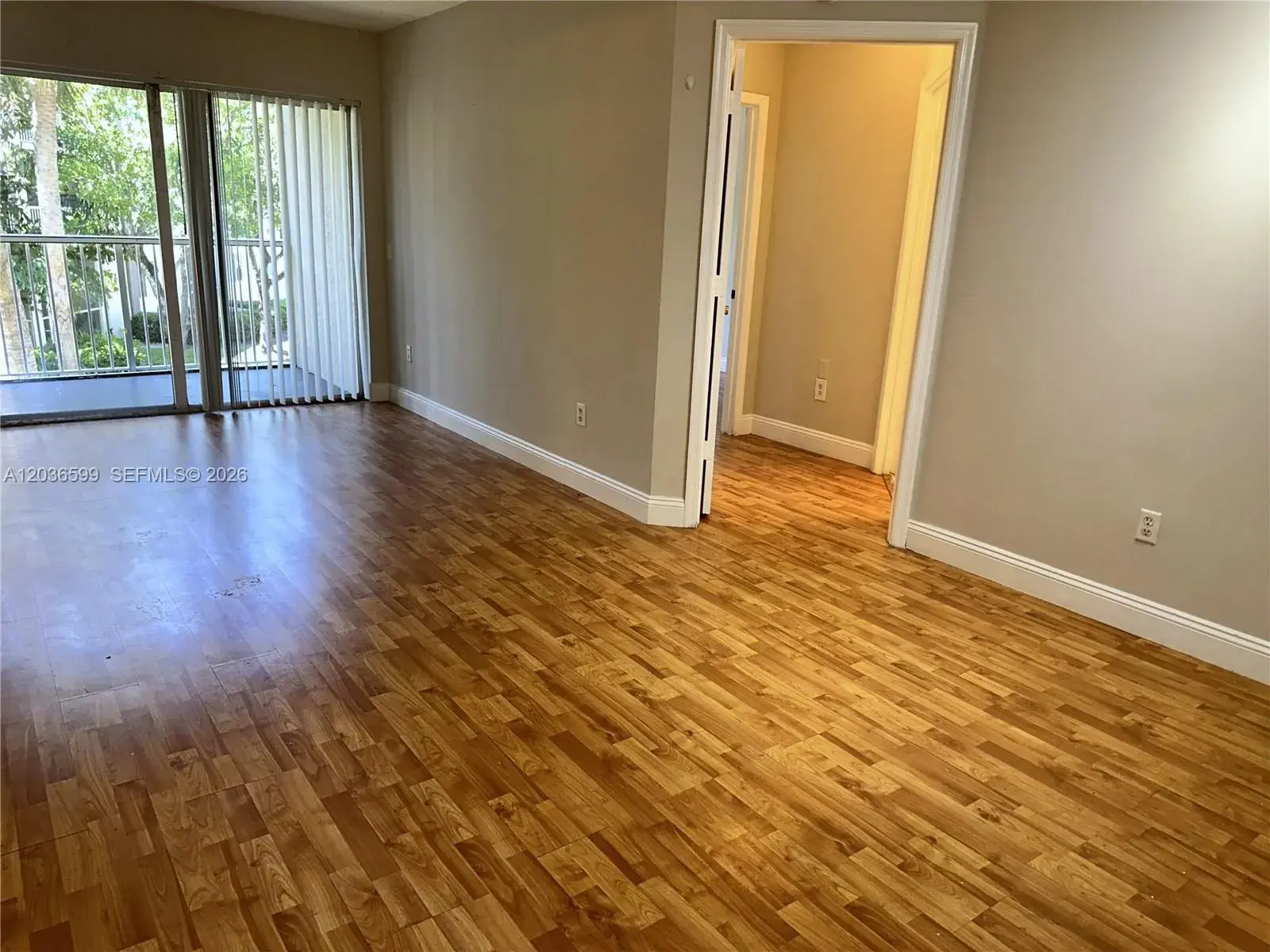 460 S Park Rd # 203, Hollywood FL 33021