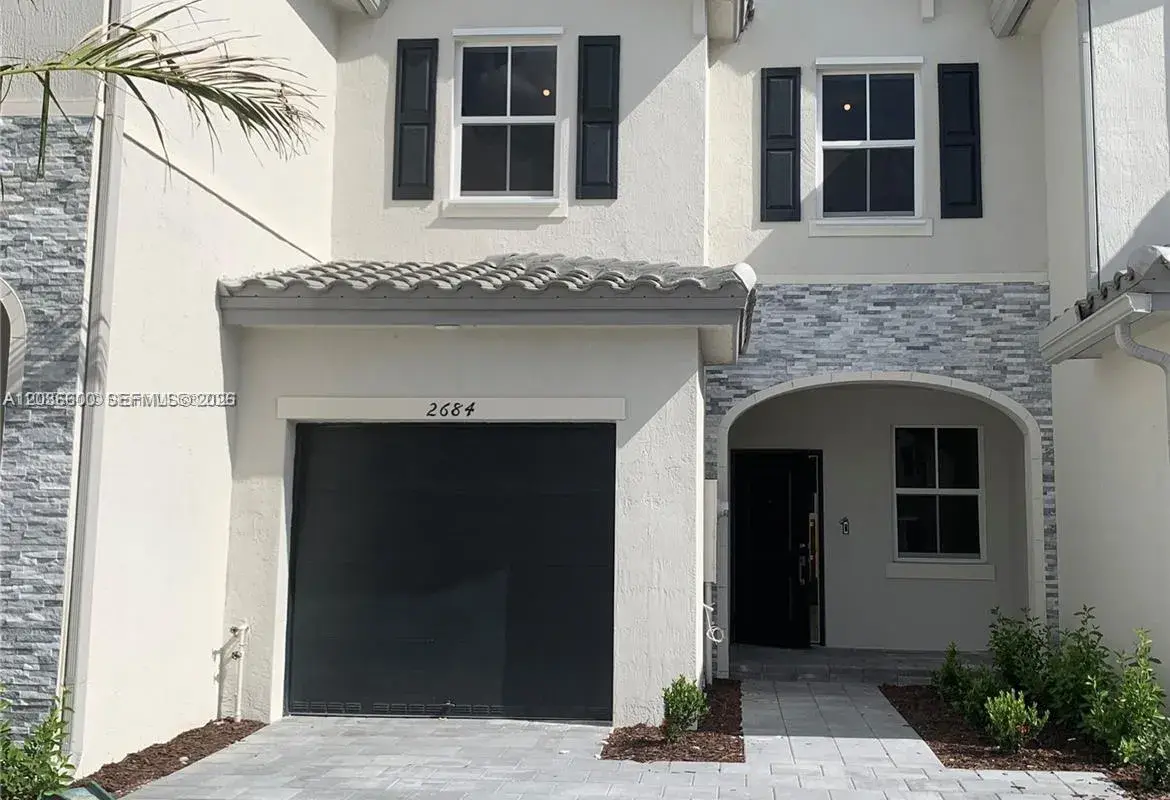 2684 SE 12 Street, Homestead FL 33033