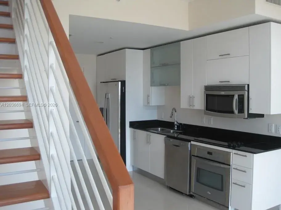 60 SW 13th St # 4610, Miami FL 33130