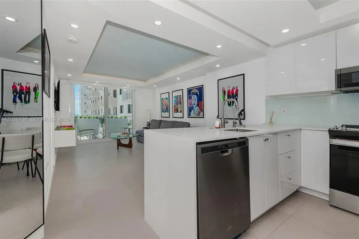 345 Ocean Dr # 326, Miami Beach FL 33139