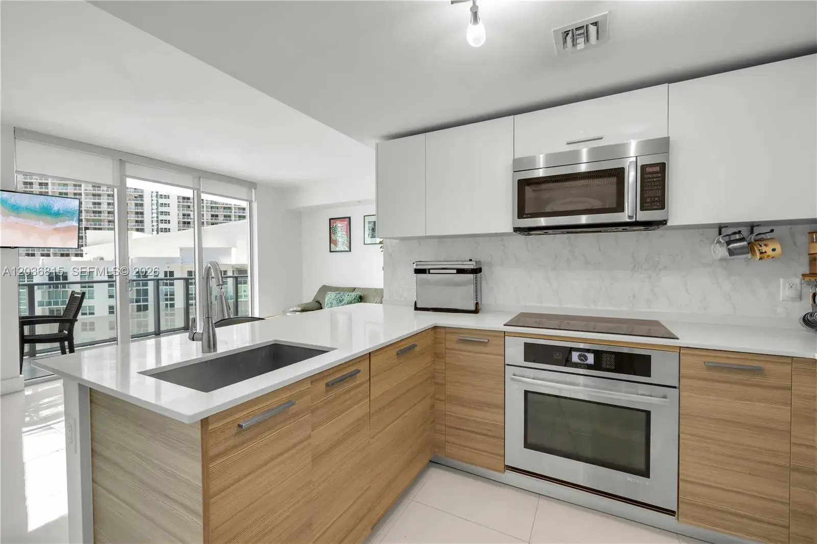 1300 Brickell Bay Dr # 2411, Miami FL 33131