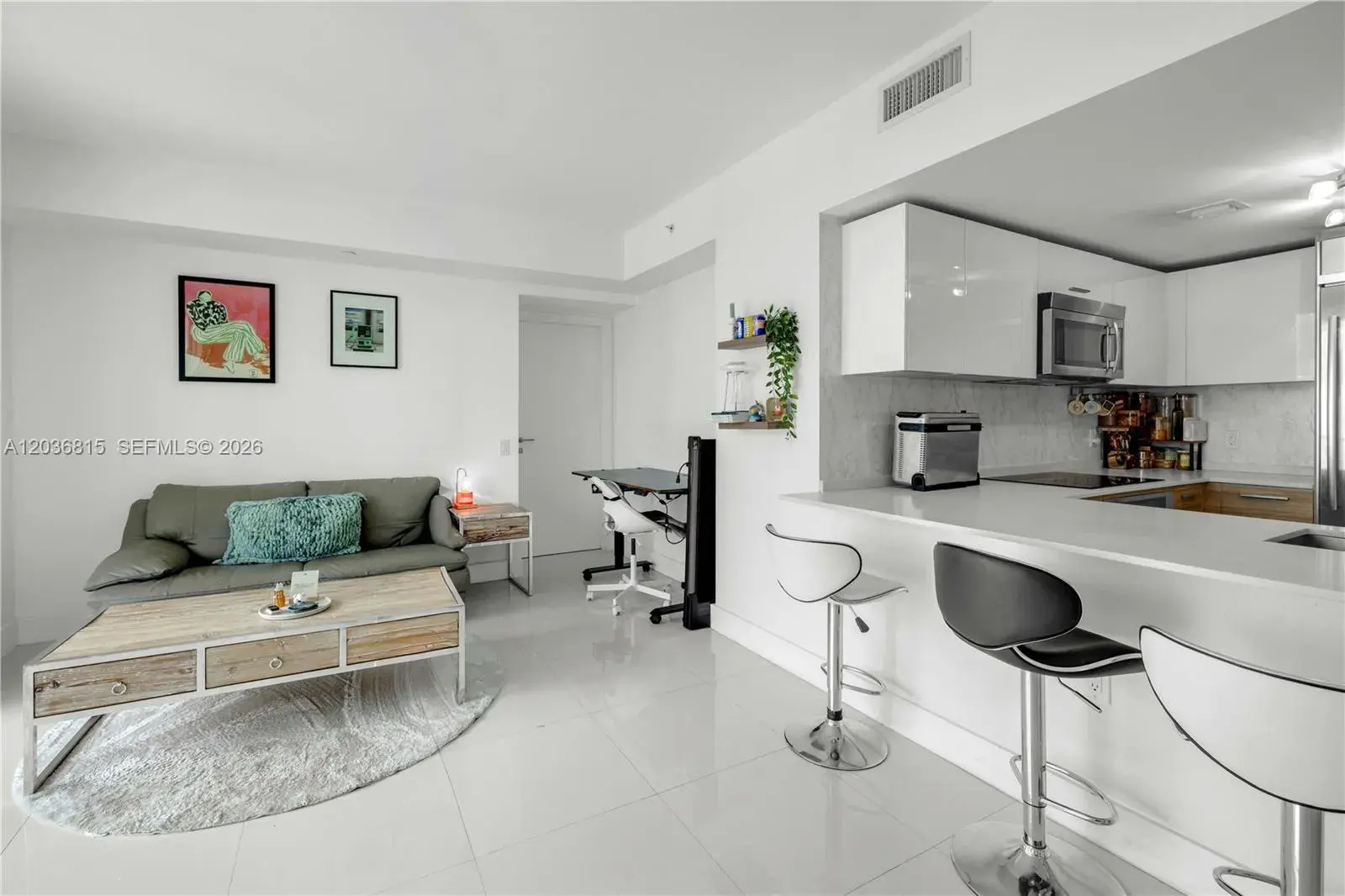 1300 Brickell Bay Dr # 2411, Miami FL 33131