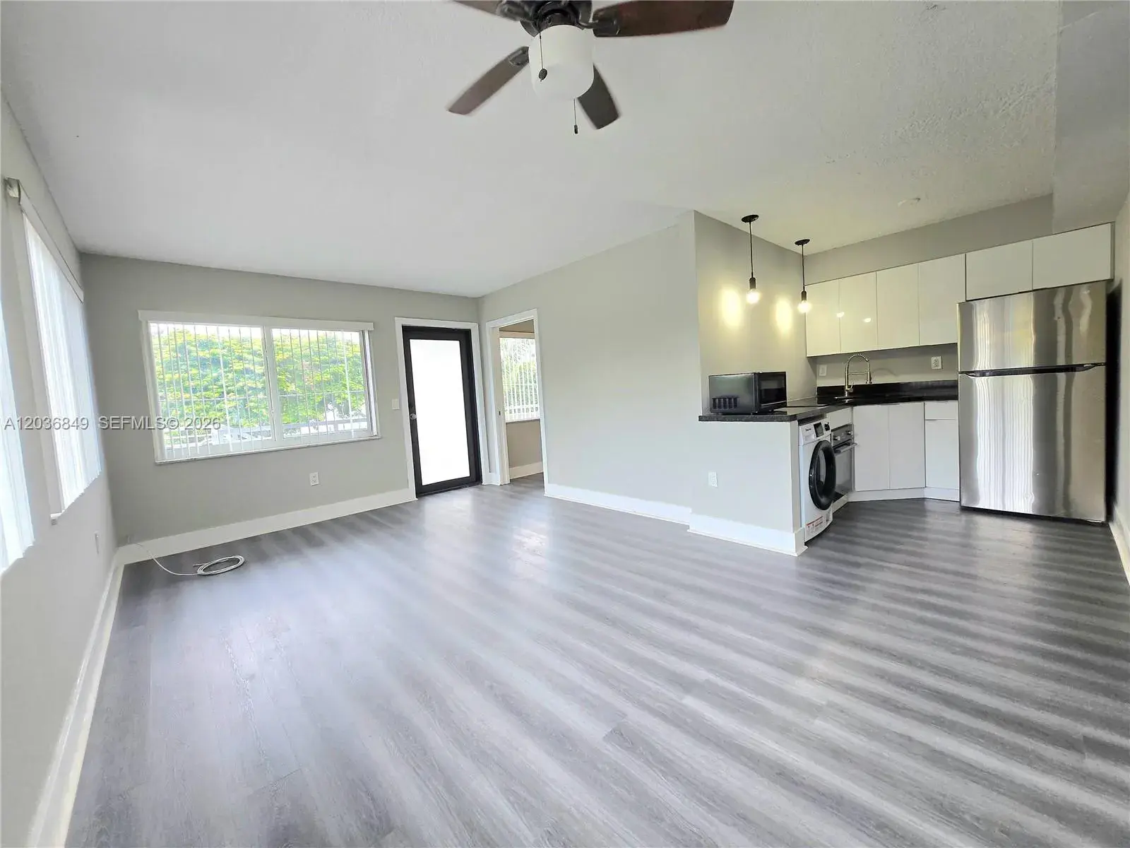 2 bedroom 1 bath Residential Lease for rent at 335 SW 20th St # 6, Fort Lauderdale FL 33315