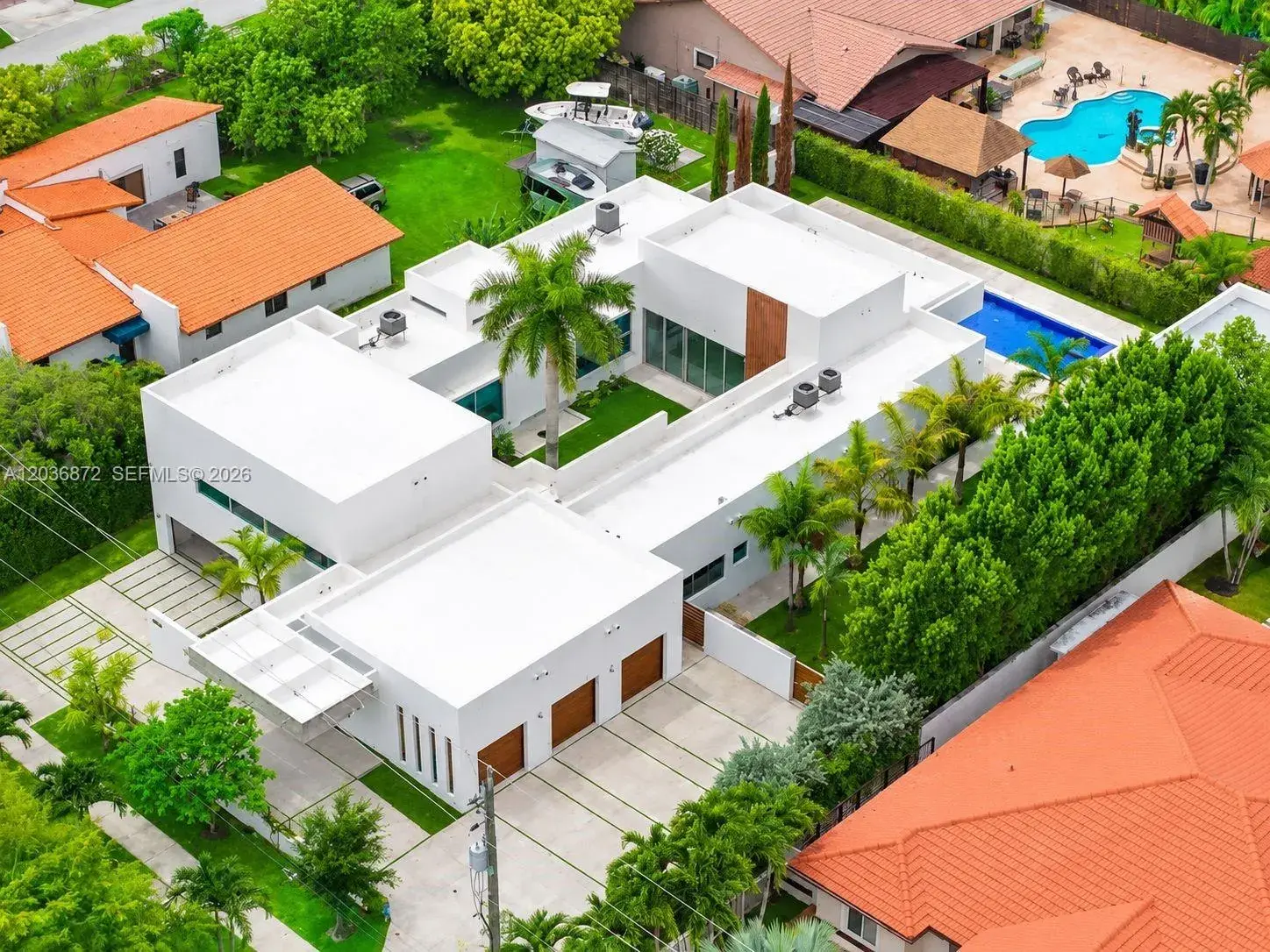 6 bedroom 5 bath for sale at 2360 SW 139th Ave, Miami FL 33175