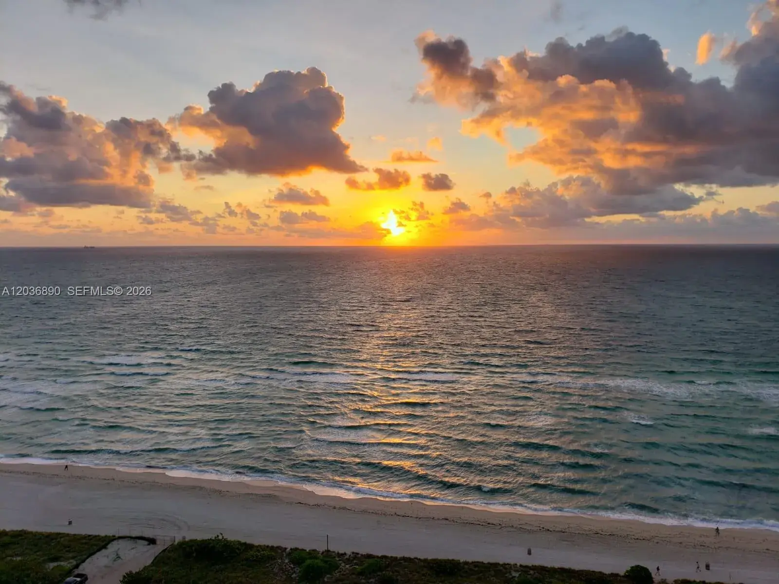 1 bedroom 2 bath Residential Lease for rent at 2555 Collins Ave # 2207, Miami Beach FL 33140