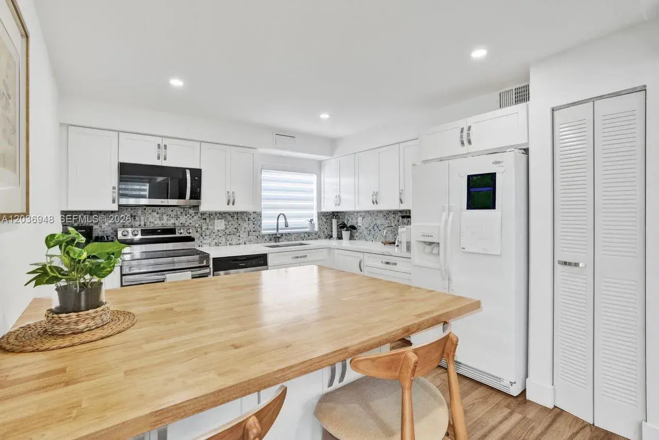 4555 SW 68th Ct Cir # 111, Miami FL 33155
