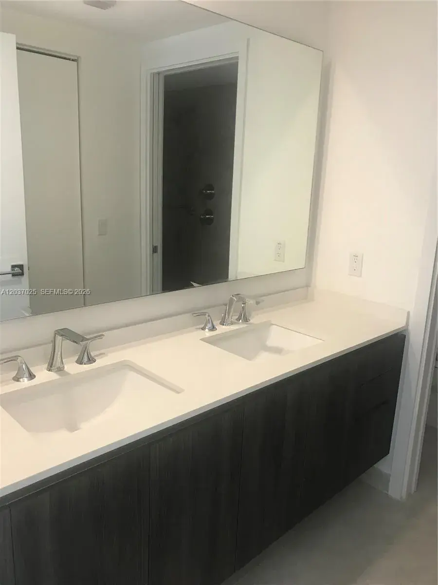 488 NE 18th St # 3102, Miami FL 33132