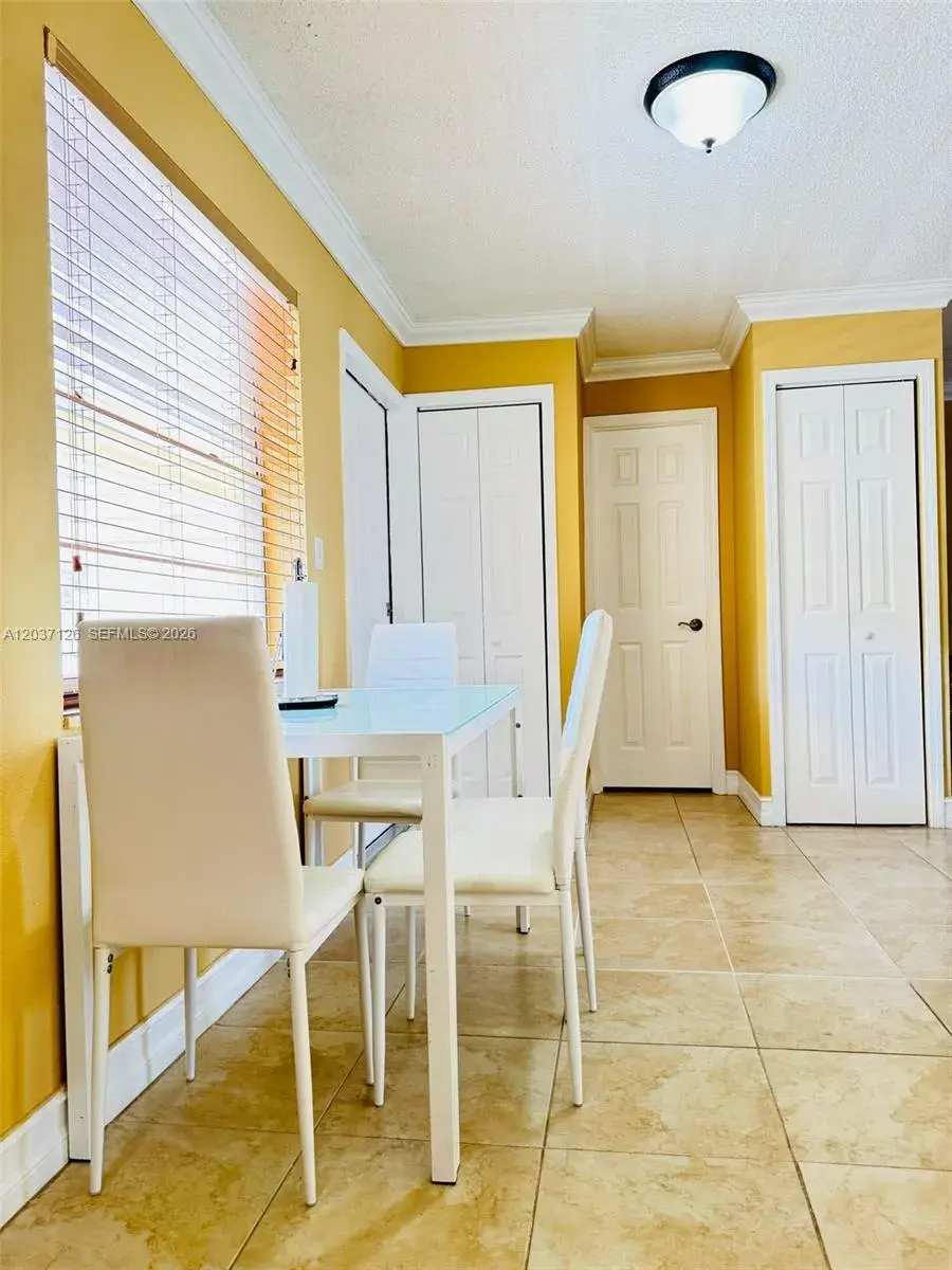 1300 Moffett St # 214, Hallandale Beach FL 33009