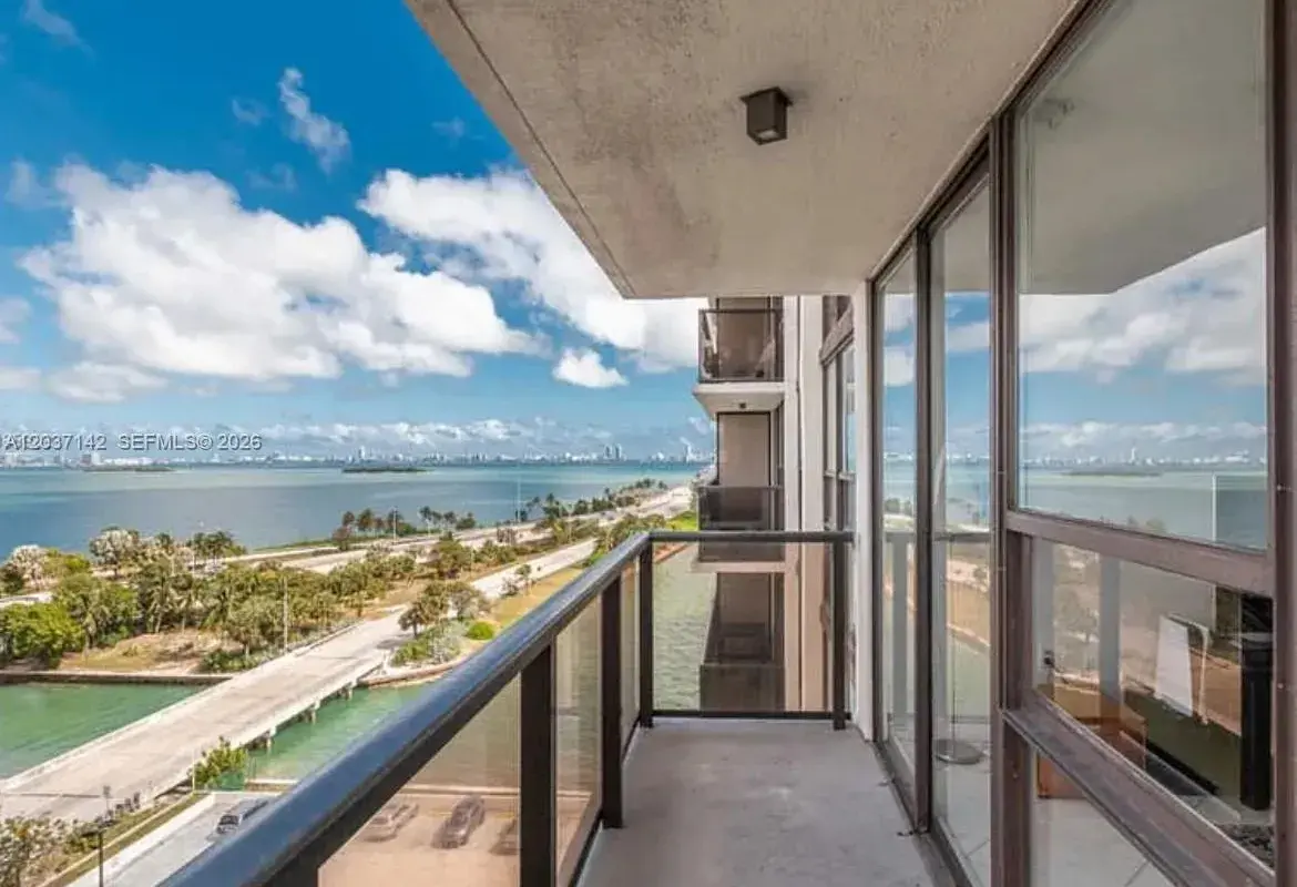 600 NE 36th St # 1006, Miami FL 33137