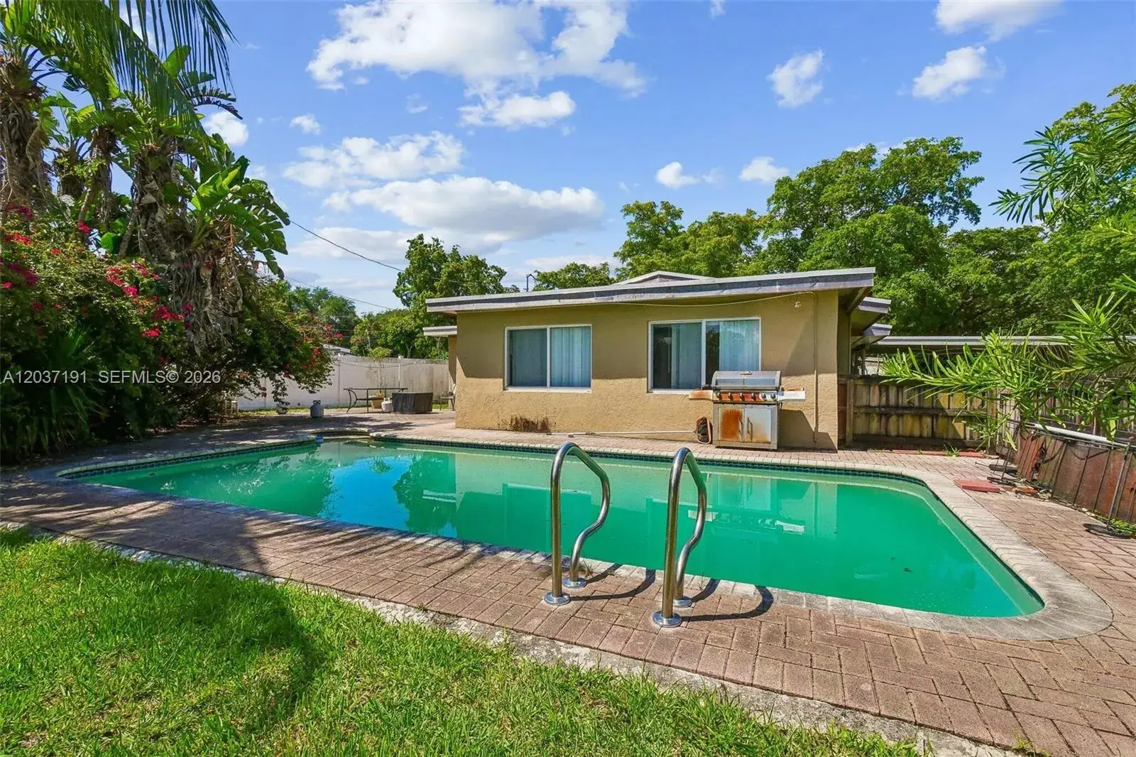 401 S 57th Ter, Hollywood FL 33023
