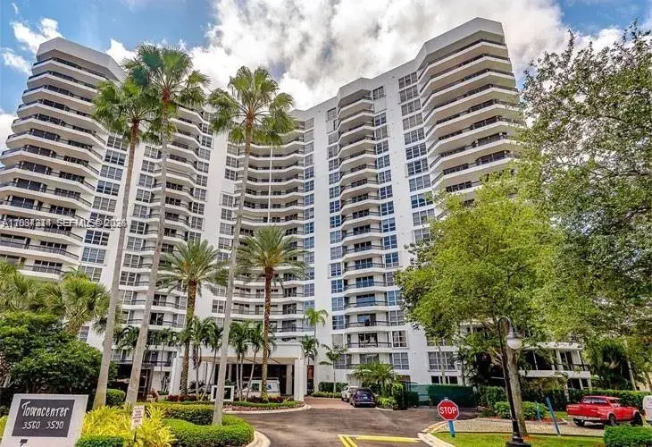 3500 Mystic Pointe Dr # 2306, Aventura FL 33180