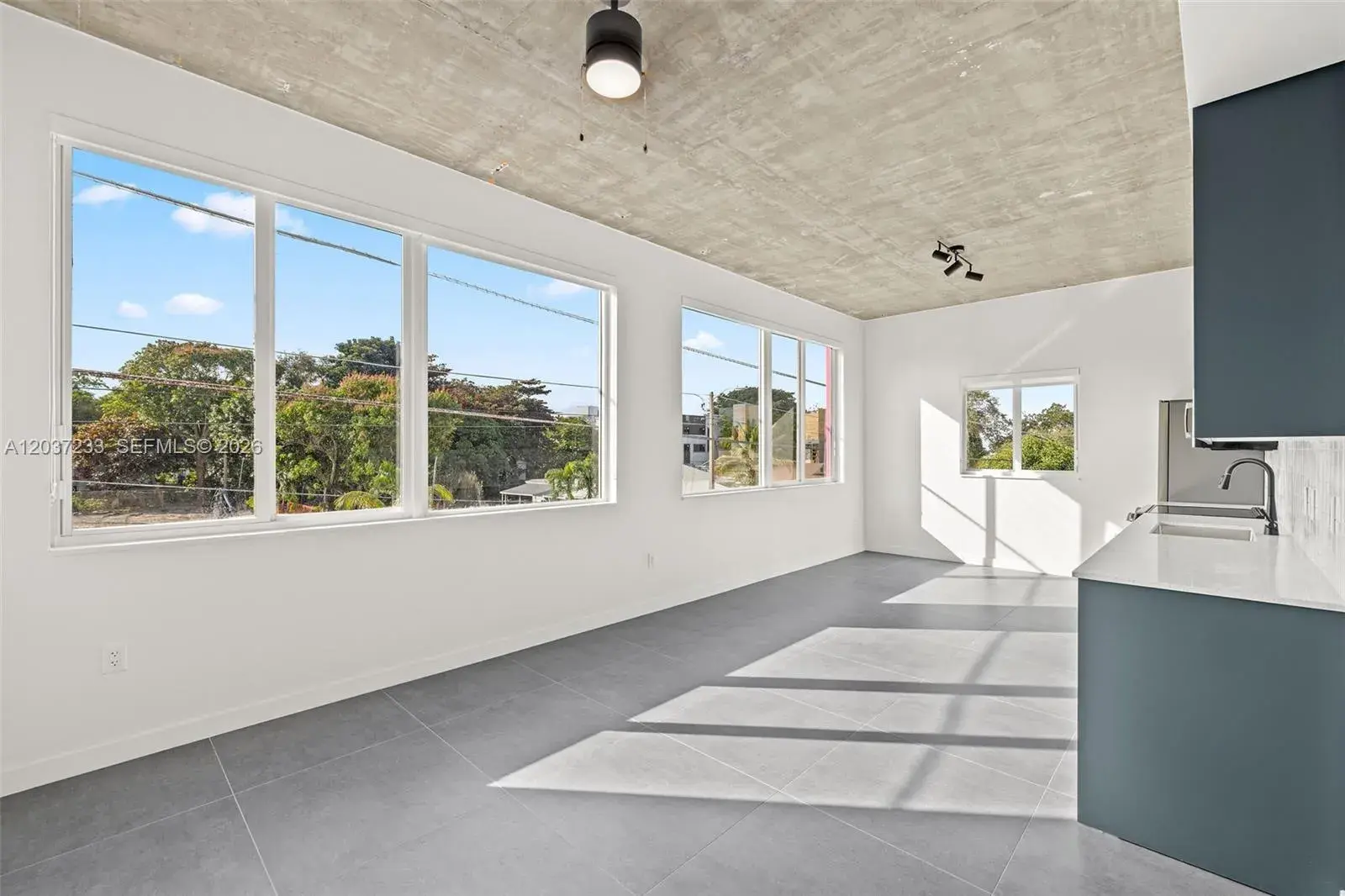 315 NW 32 ST # 101, Miami FL 33127