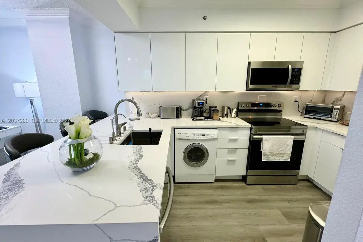 2501 S Ocean Dr # L14, Hollywood FL 33019