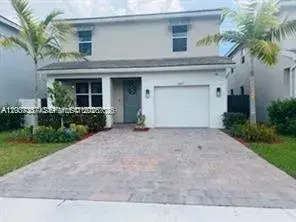 4 bedroom 3 bath Residential for sale at 687 SE 17 AVE, Homestead FL 33033