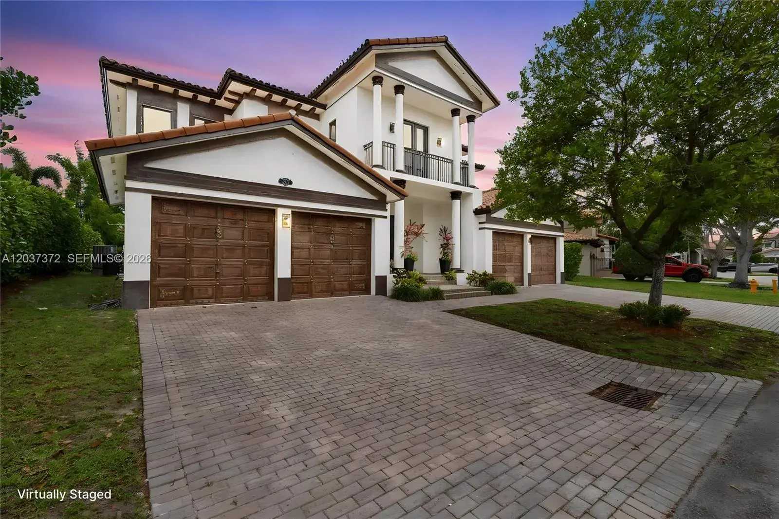 5 bedroom 4 bath for sale at 7504 SW 188th Ter, Cutler Bay FL 33157