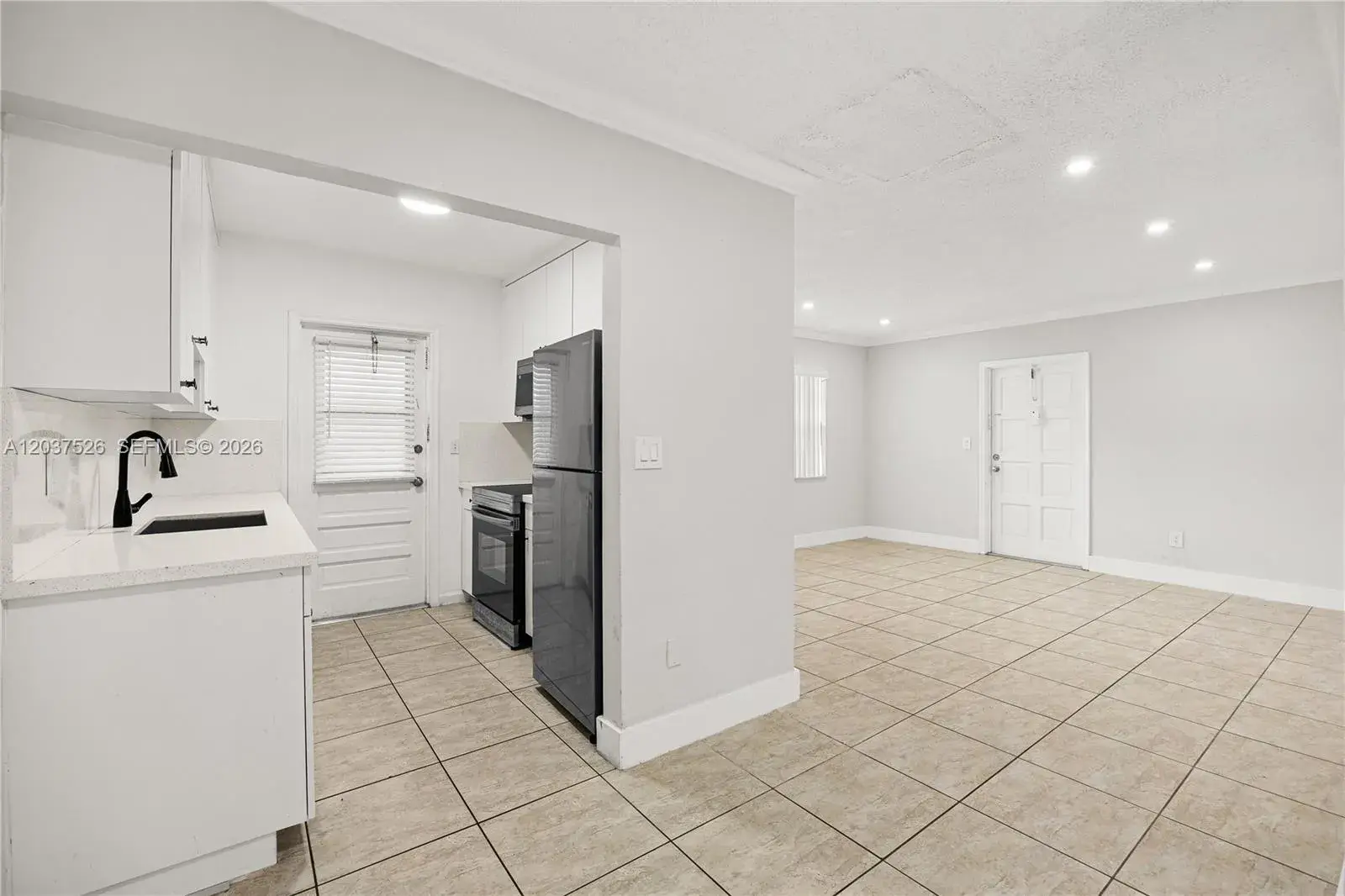5141 Hollywood Blvd # 104, Hollywood FL 33021