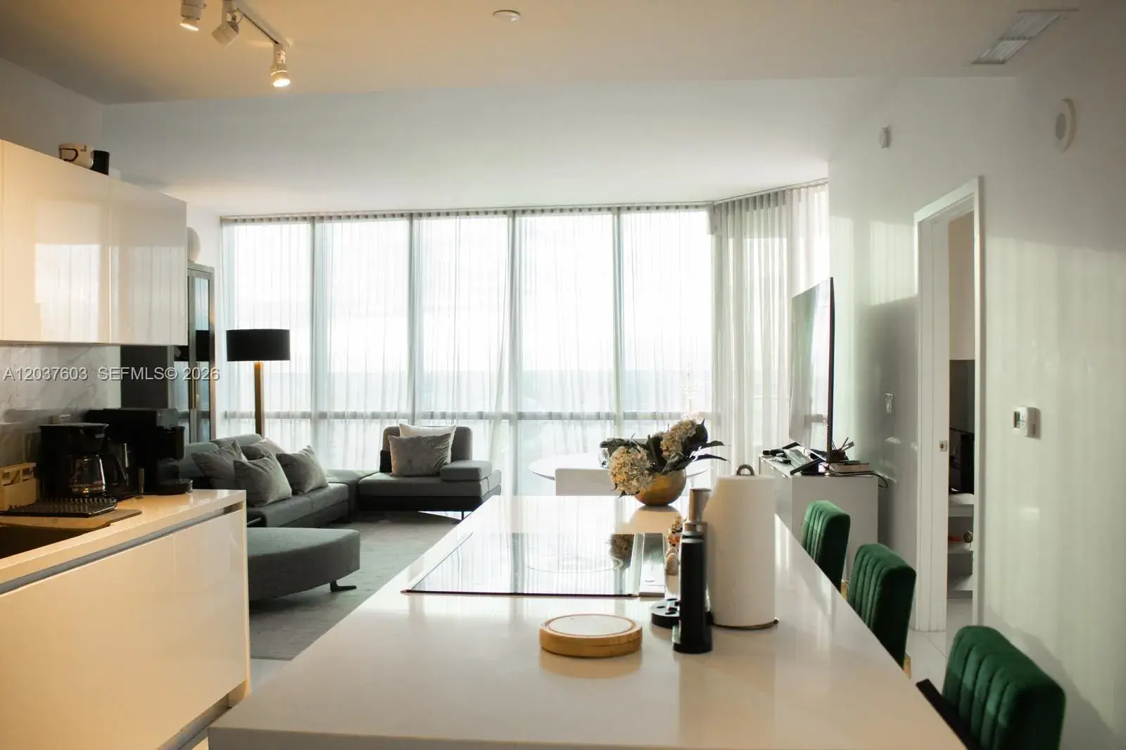 851 NE 1st Ave # 4806, Miami FL 33132