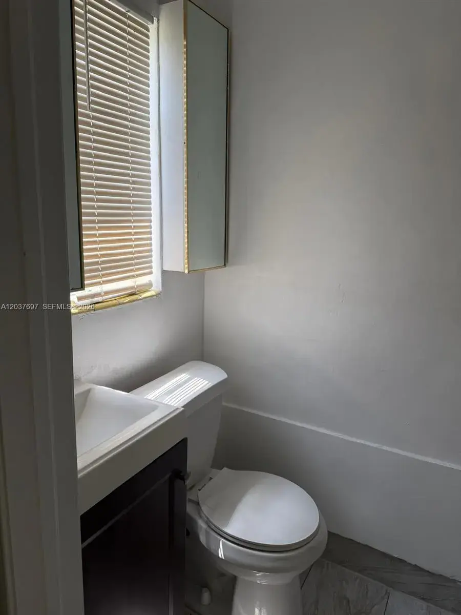 1324 N 58 AVE # 1, Hollywood FL 33021