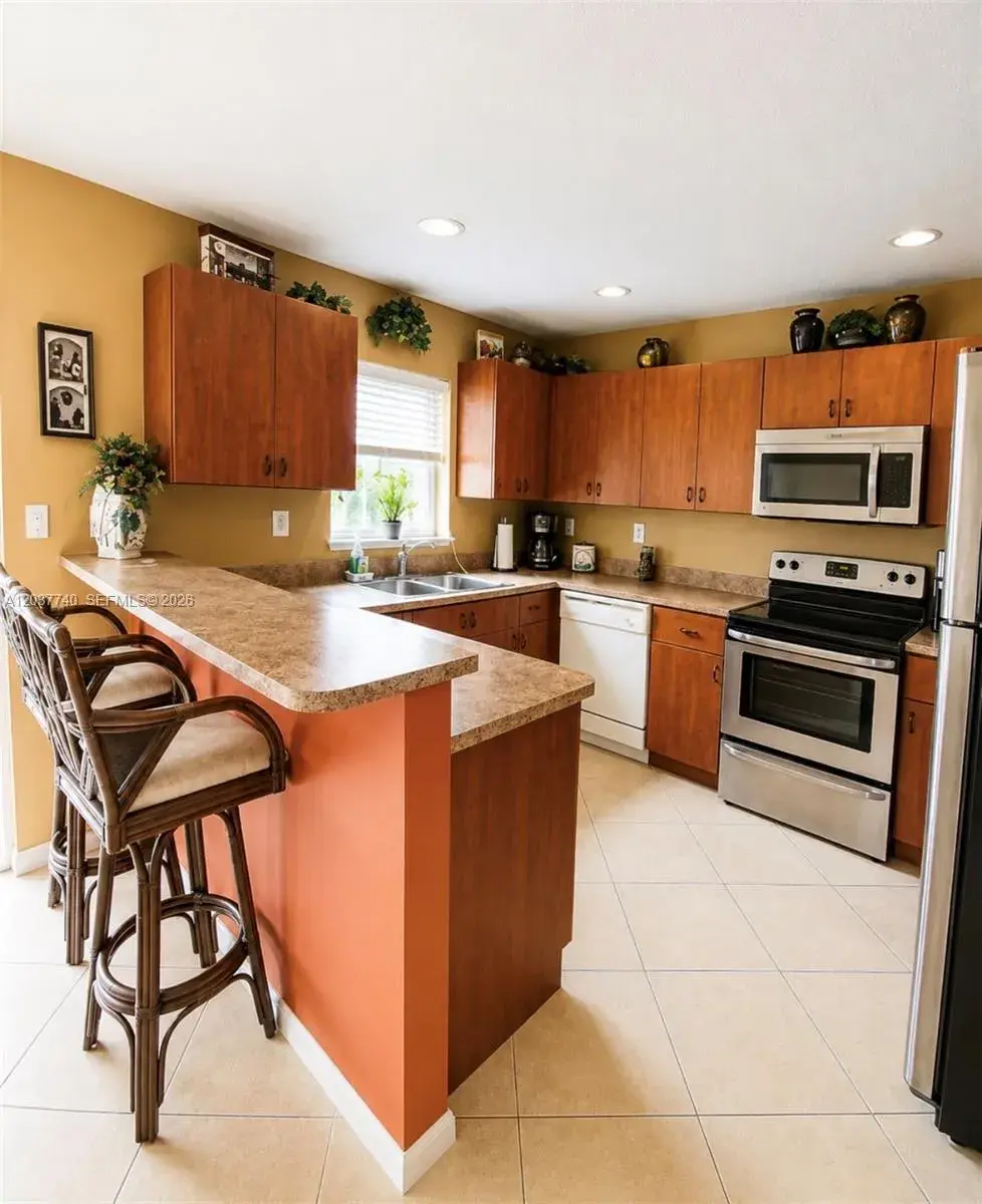 16355 SW 46th Ter # 16355, Miami FL 33185