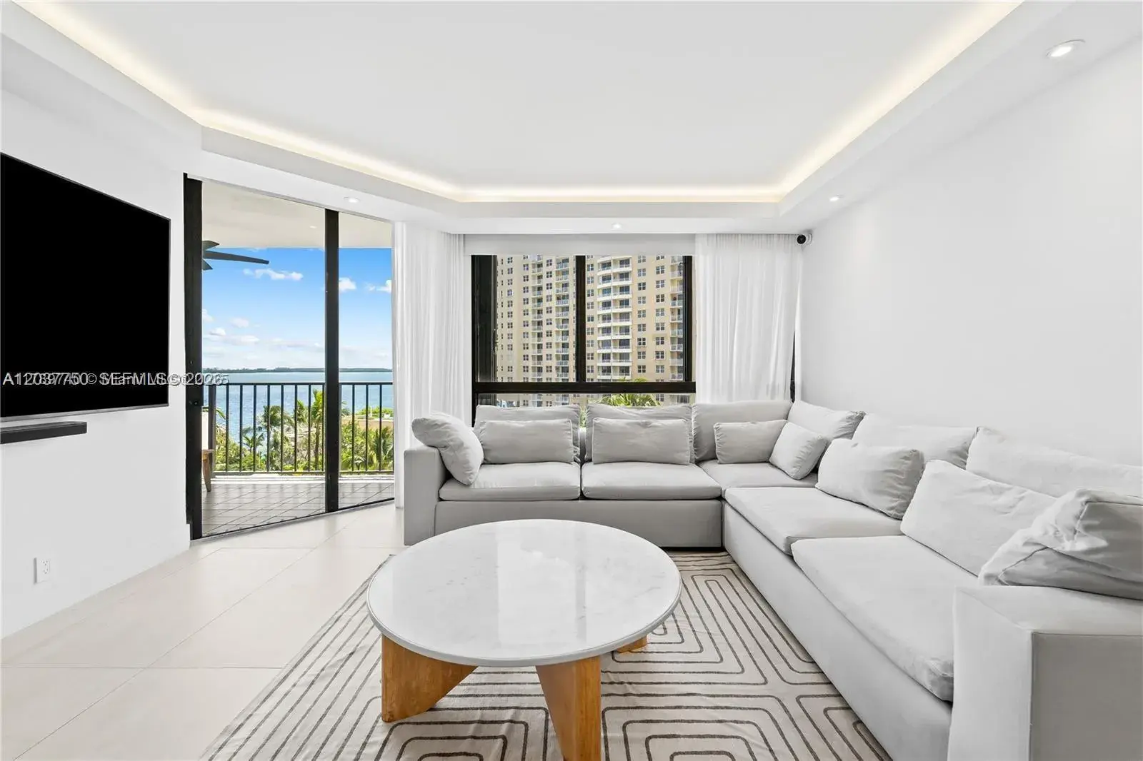 520 Brickell Key Dr # A713, Miami FL 33131