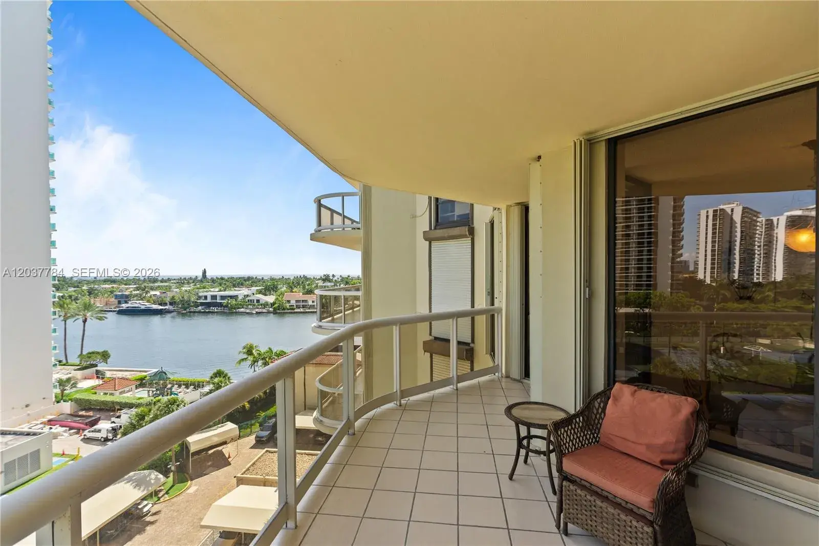 20191 E Country Club Dr # 803, Aventura FL 33180