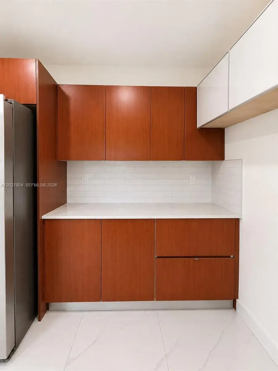 4240 SW 14th St, Miami FL 33134