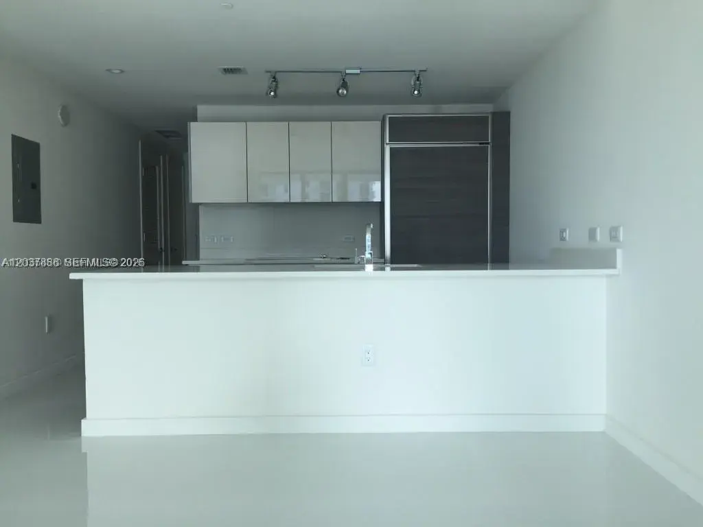 1100 S MIAMI AVE # 3811, Miami FL 33130