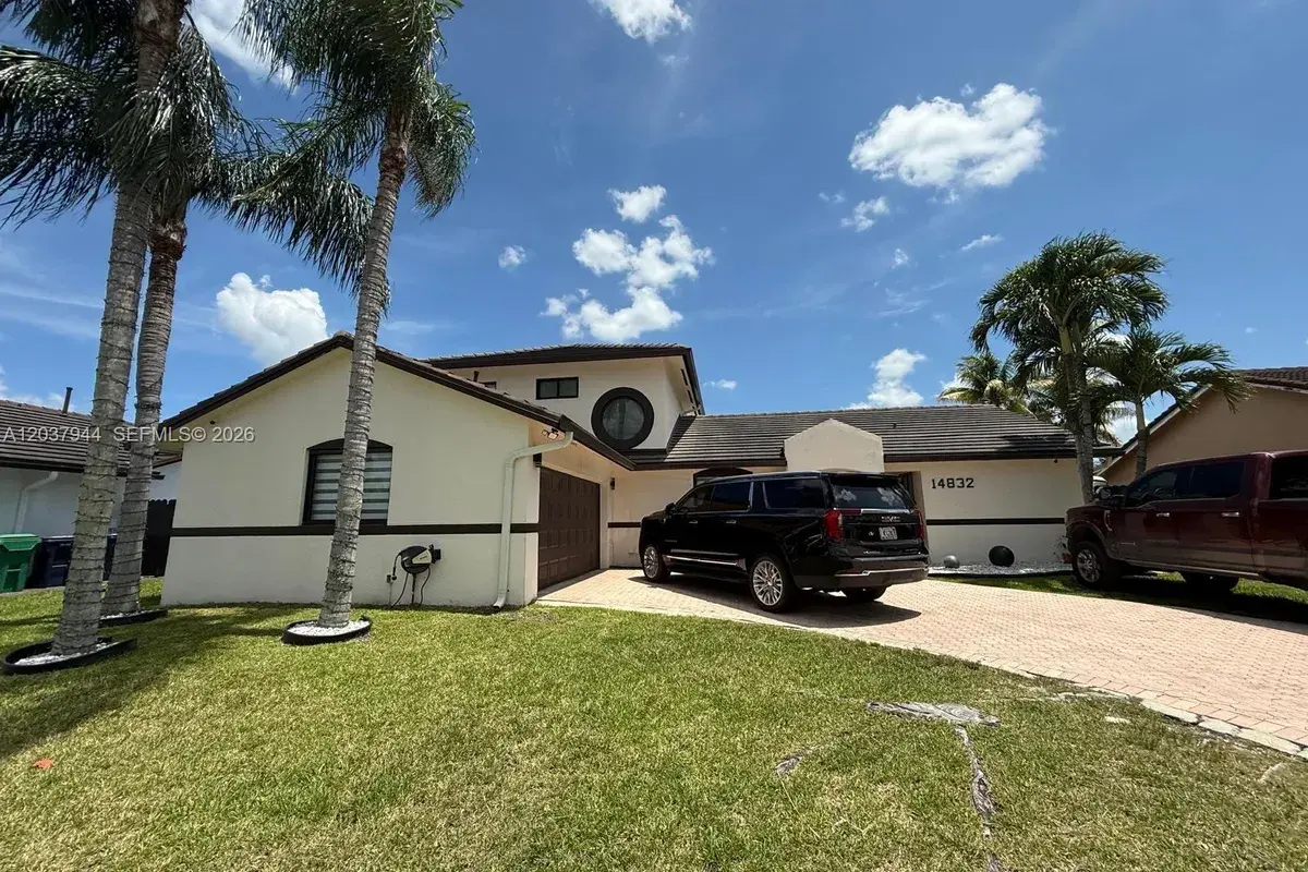 14832 SW 169th Ln, Miami FL 33187