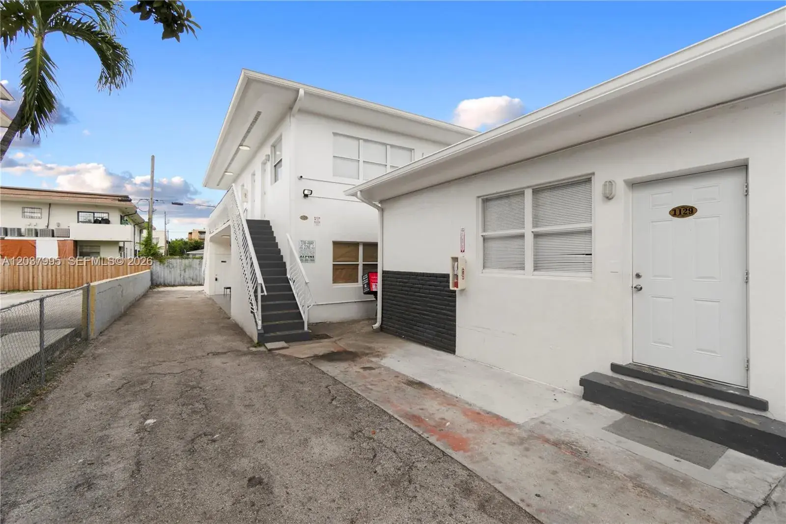 1131 SW 7th St, Miami FL 33130