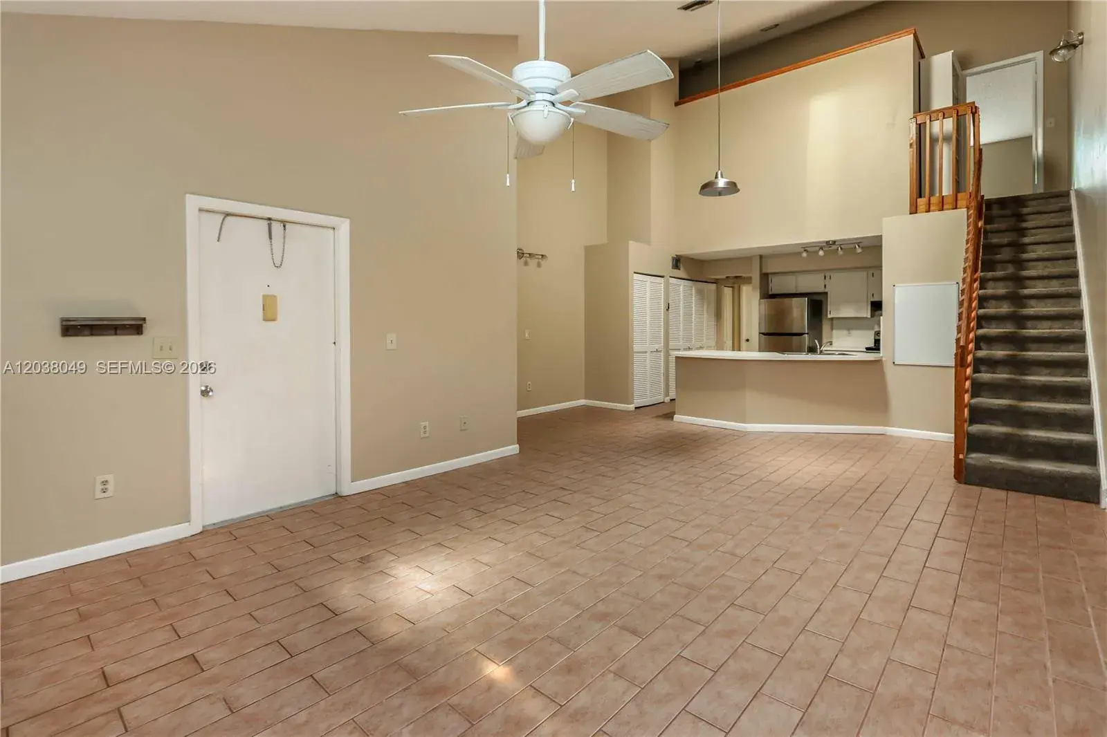 444 SE 14th St, Dania Beach FL 33004