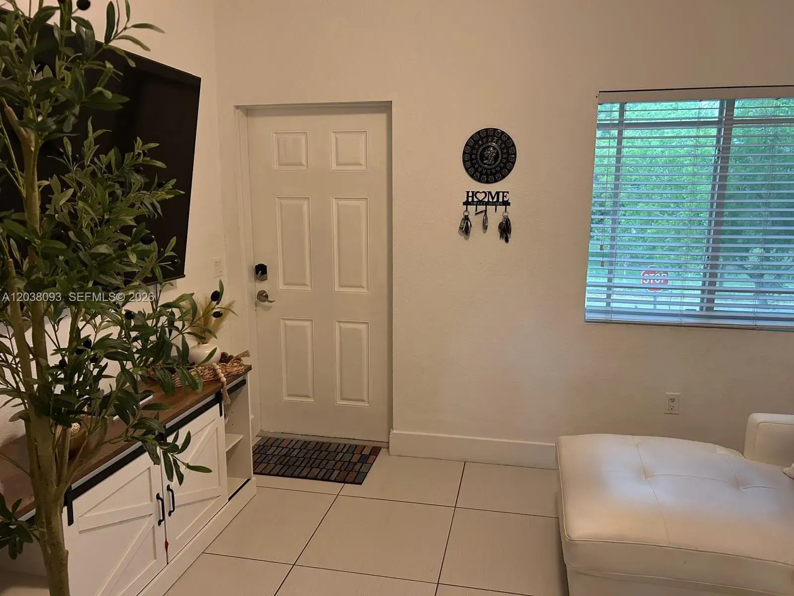 106 SE 9th Ct # 201, Hallandale Beach FL 33009