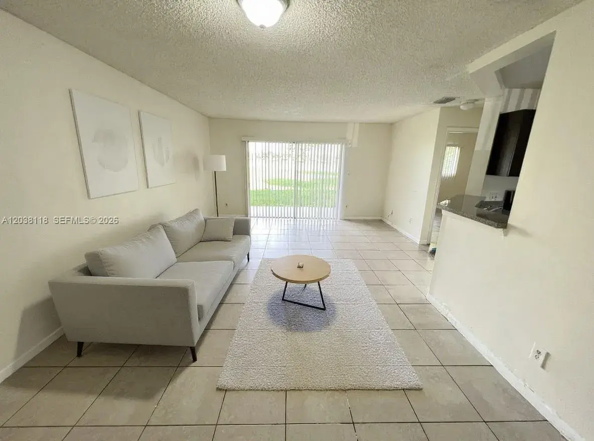 2 bedroom 2 bath Residential for sale at 3417 NW 44th St # 104, Oakland Park FL 33309