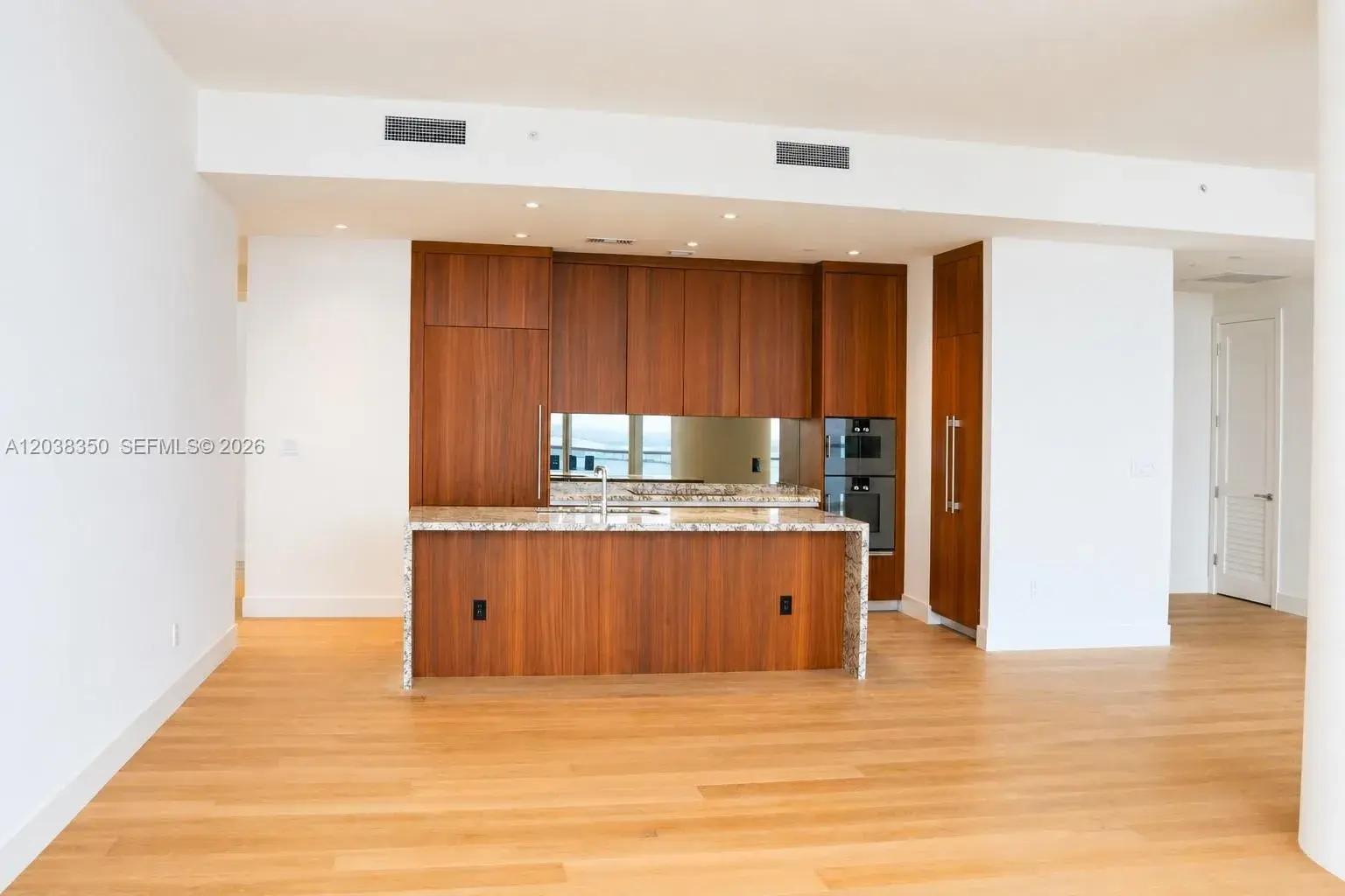 175 SE 25th Rd # 3103, Miami FL 33129