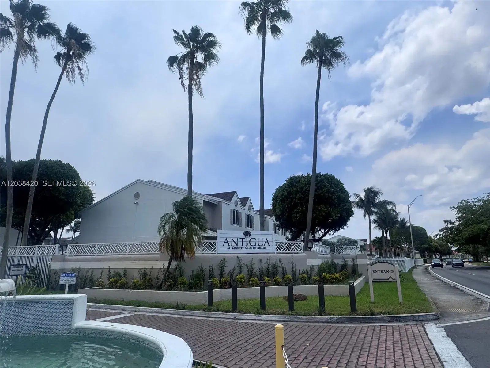 17425 NW 67th Pl # 13, Hialeah FL 33015