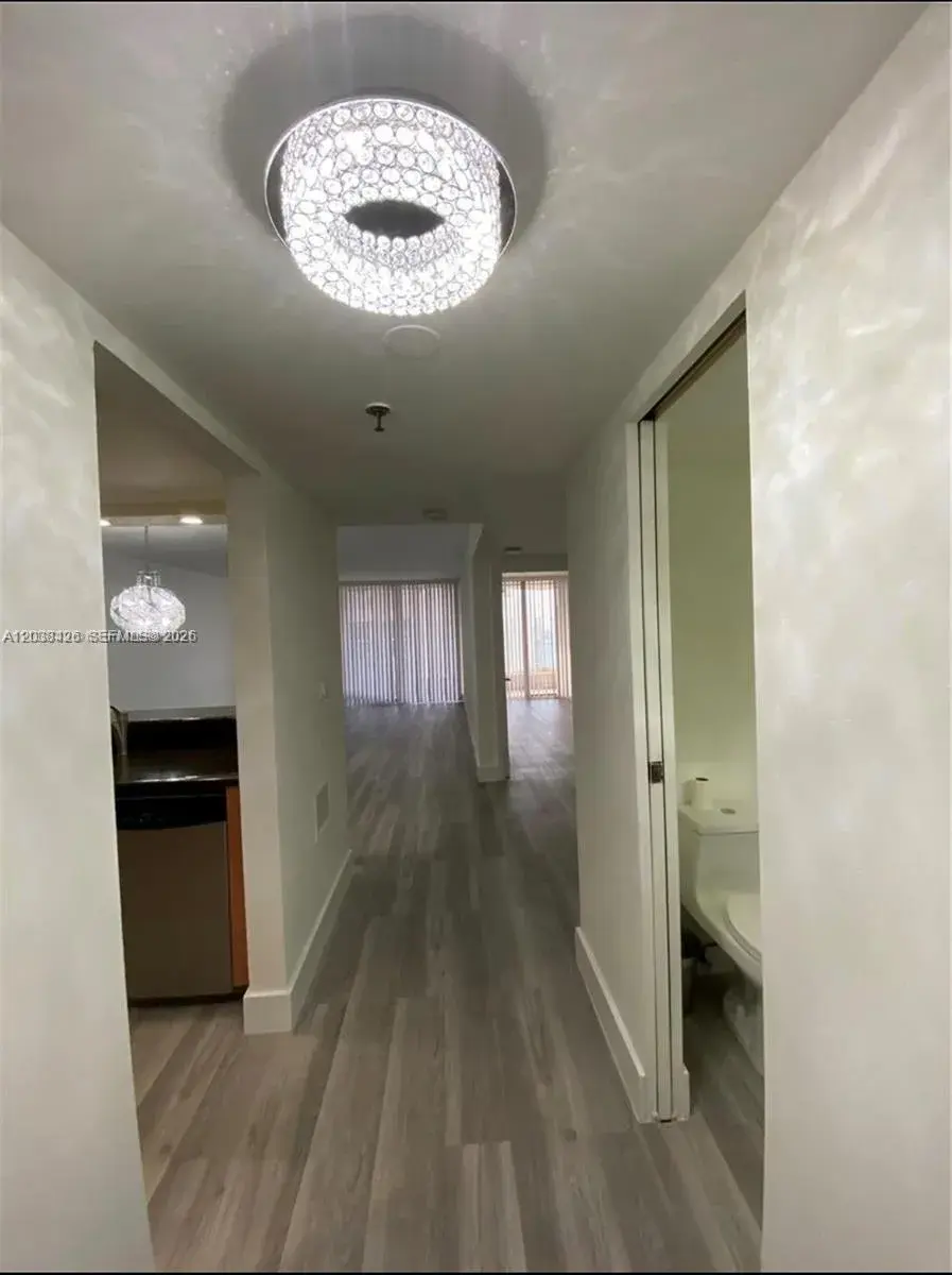 555 NE 15th St # 33E, Miami FL 33132