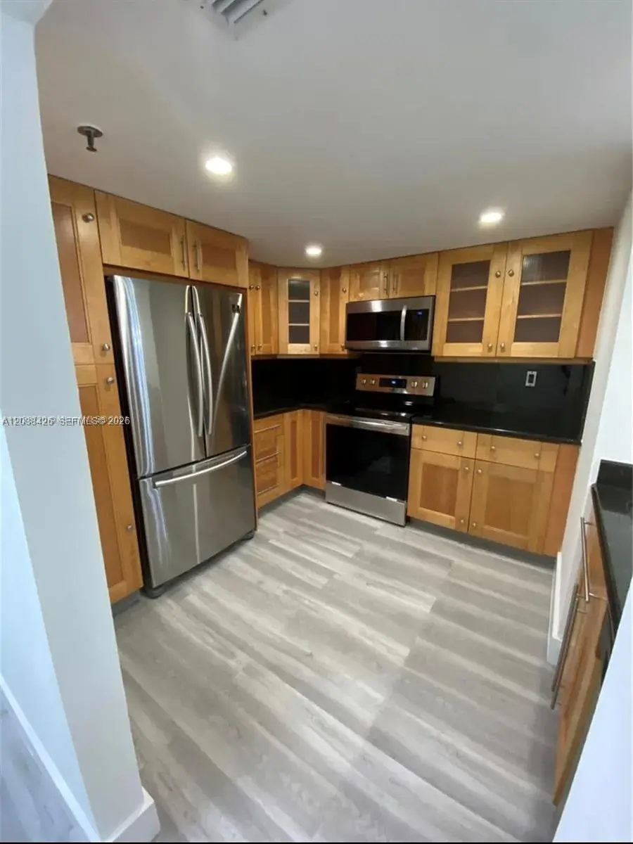 555 NE 15th St # 33E, Miami FL 33132