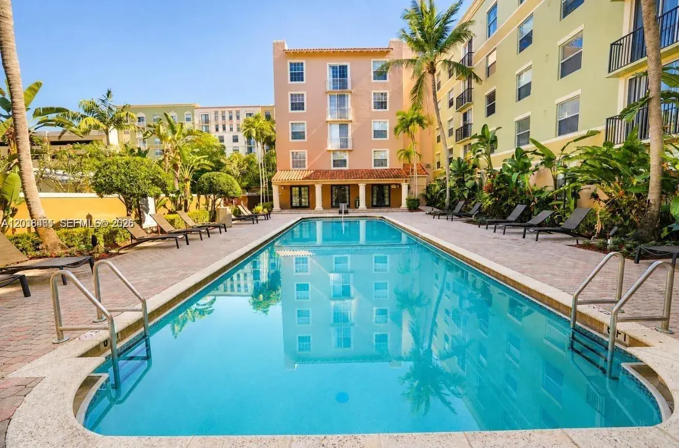 1919 Van Buren St # 115A, Hollywood FL 33020
