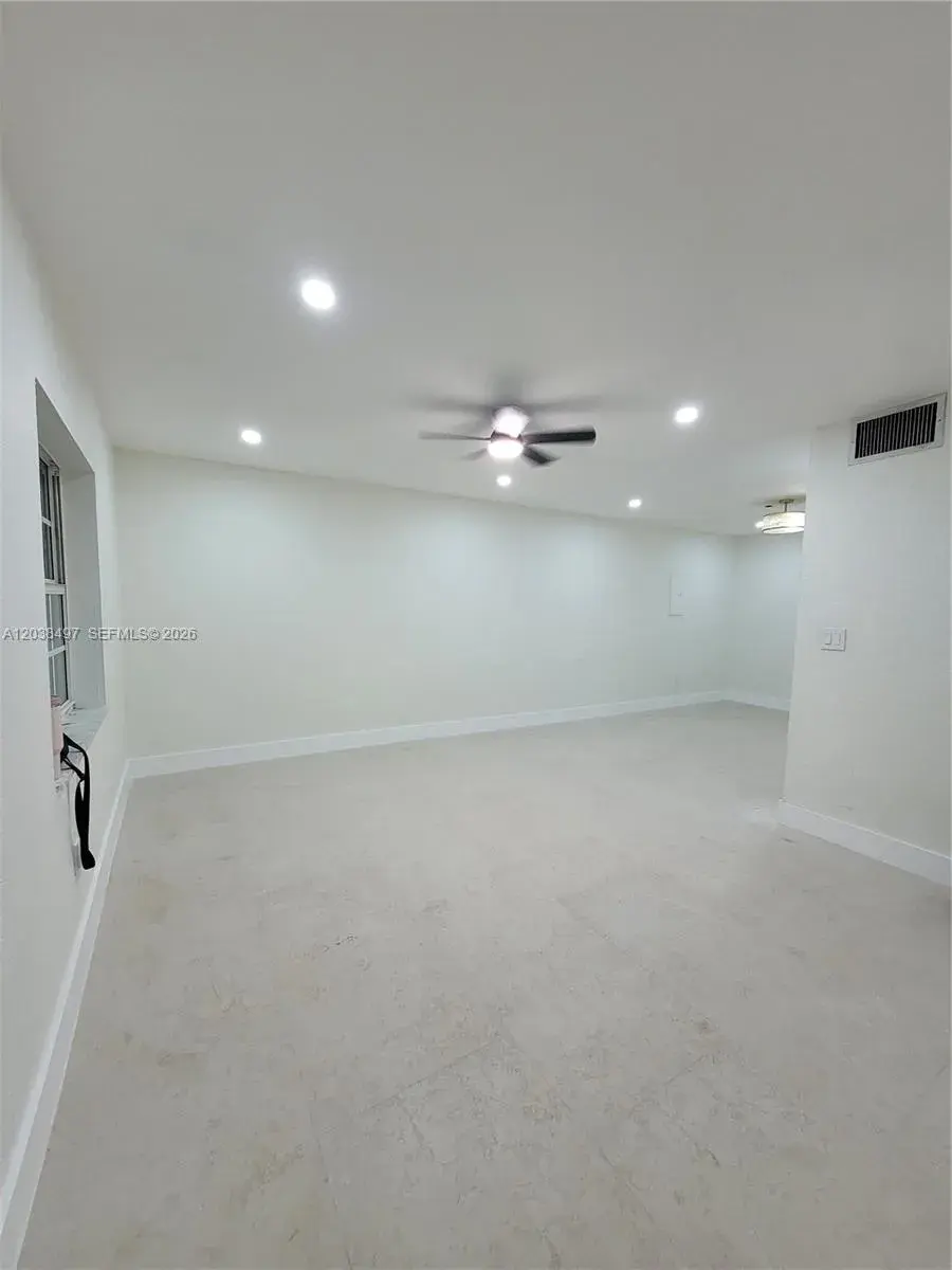 18000 SW 175th St # 18002, Miami FL 33187