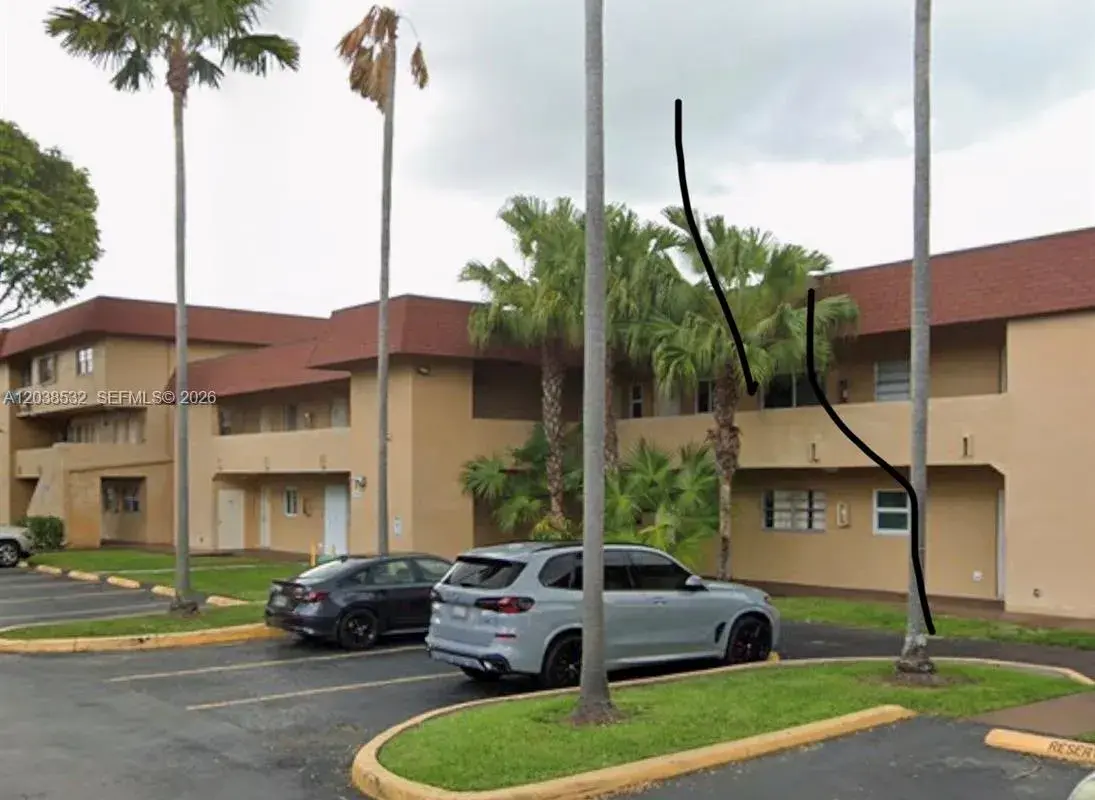 9962 N KENDALL DR # 7, Miami FL 33176