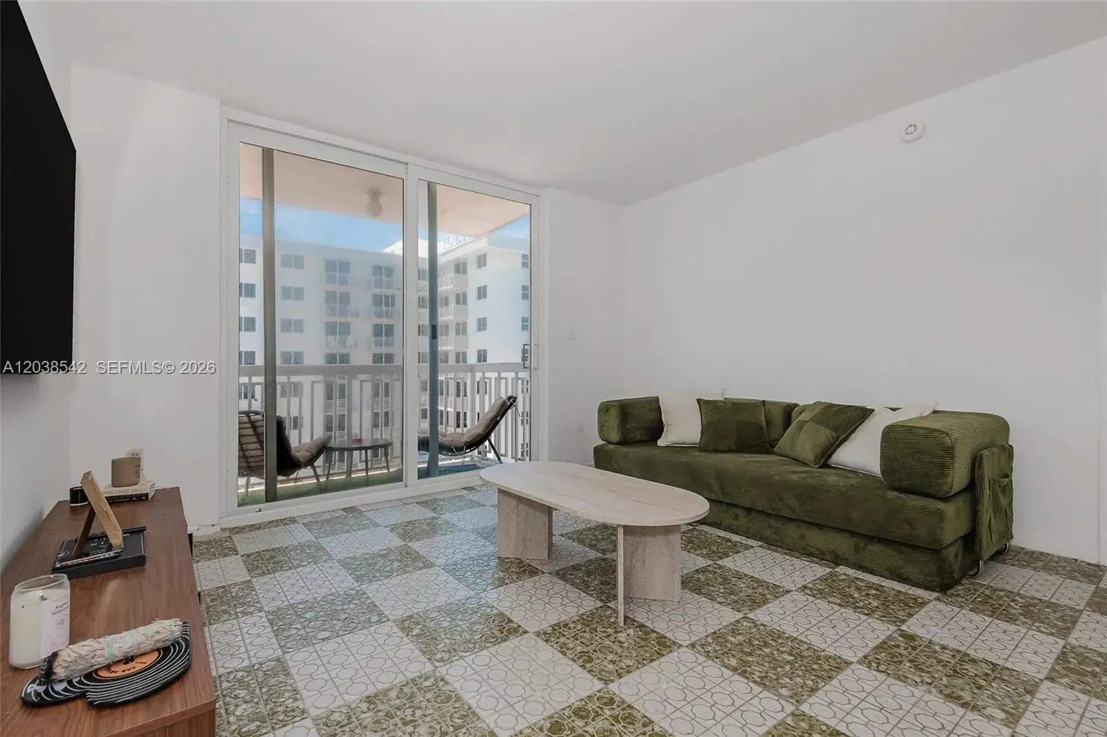 401 Ocean Dr # 810, Miami Beach FL 33139