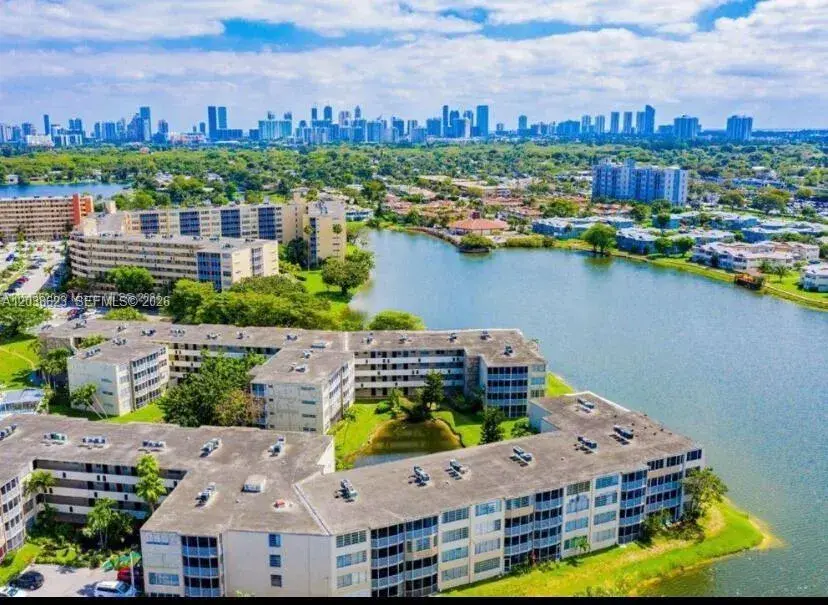 1750 NE 191st St # 2, Miami FL 33179