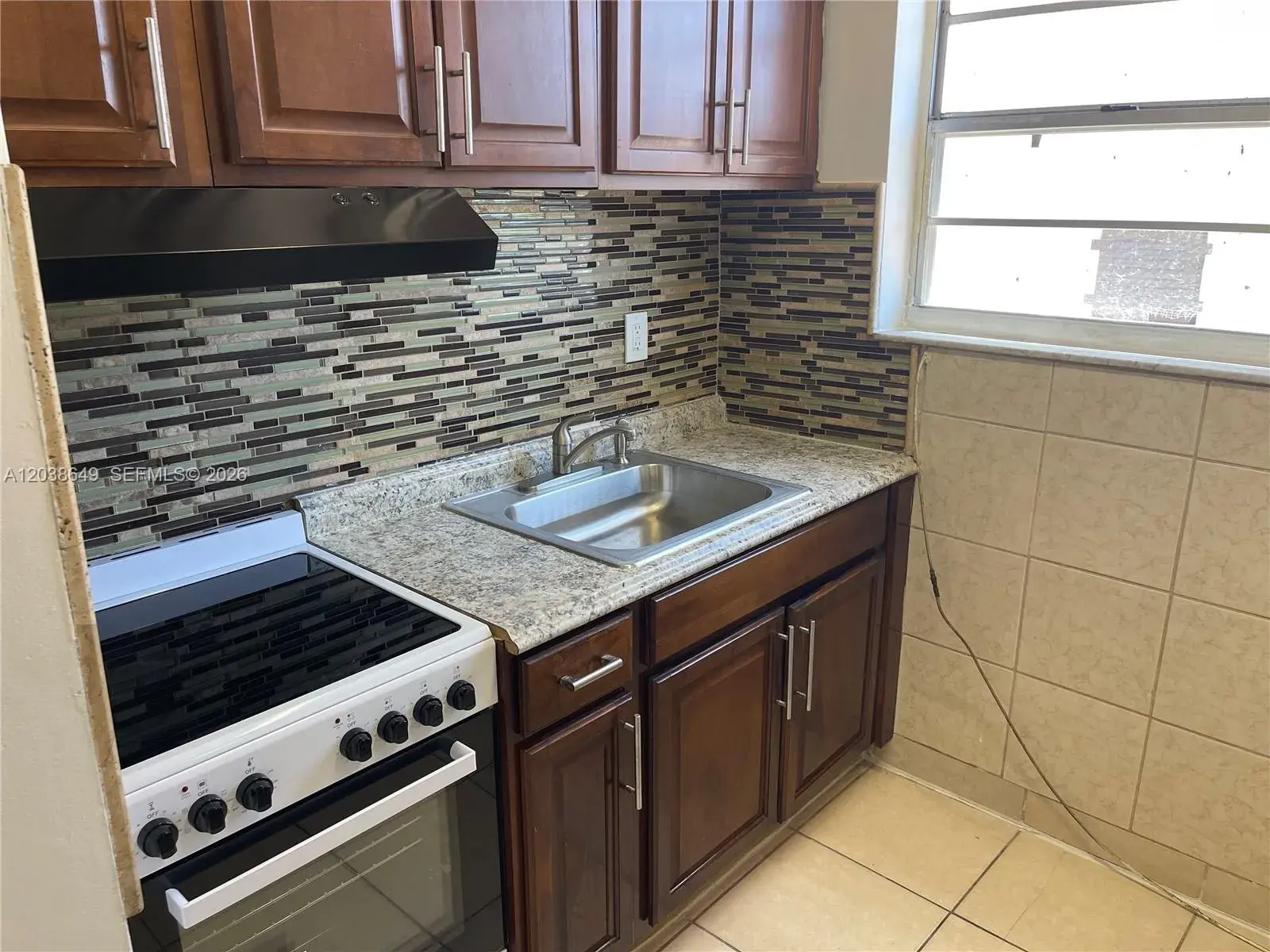 2 bedroom 1 bath Residential for sale at 1043 NW 2nd St # 14, Miami FL 33128
