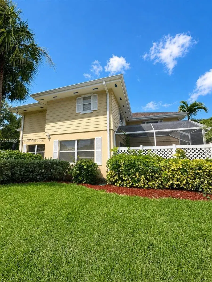 2 bedroom 2 bath Residential for sale at 6403 Dryden Ct, Boynton Beach FL 33436