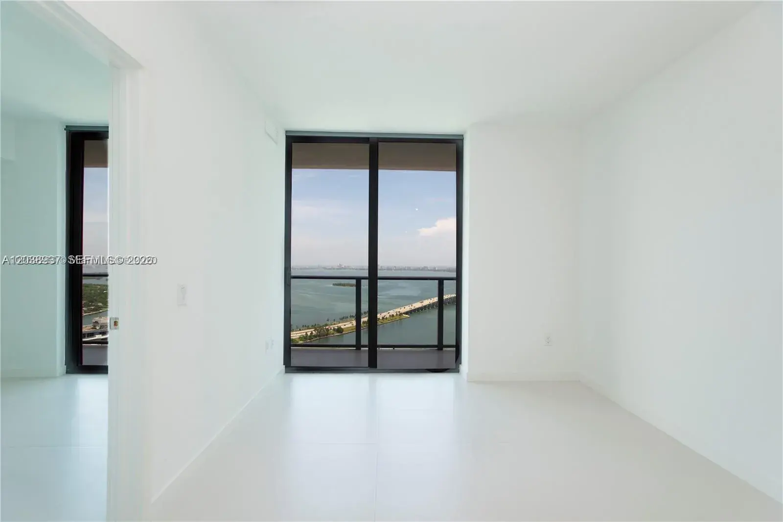 1 bedroom 1 bath Residential Lease for rent at 501 NE 31st St # 3505, Miami FL 33137