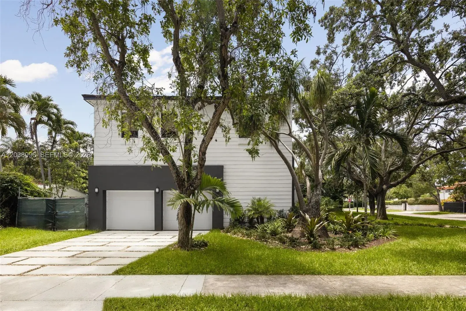 3303 Halissee St, Coconut Grove FL 33133