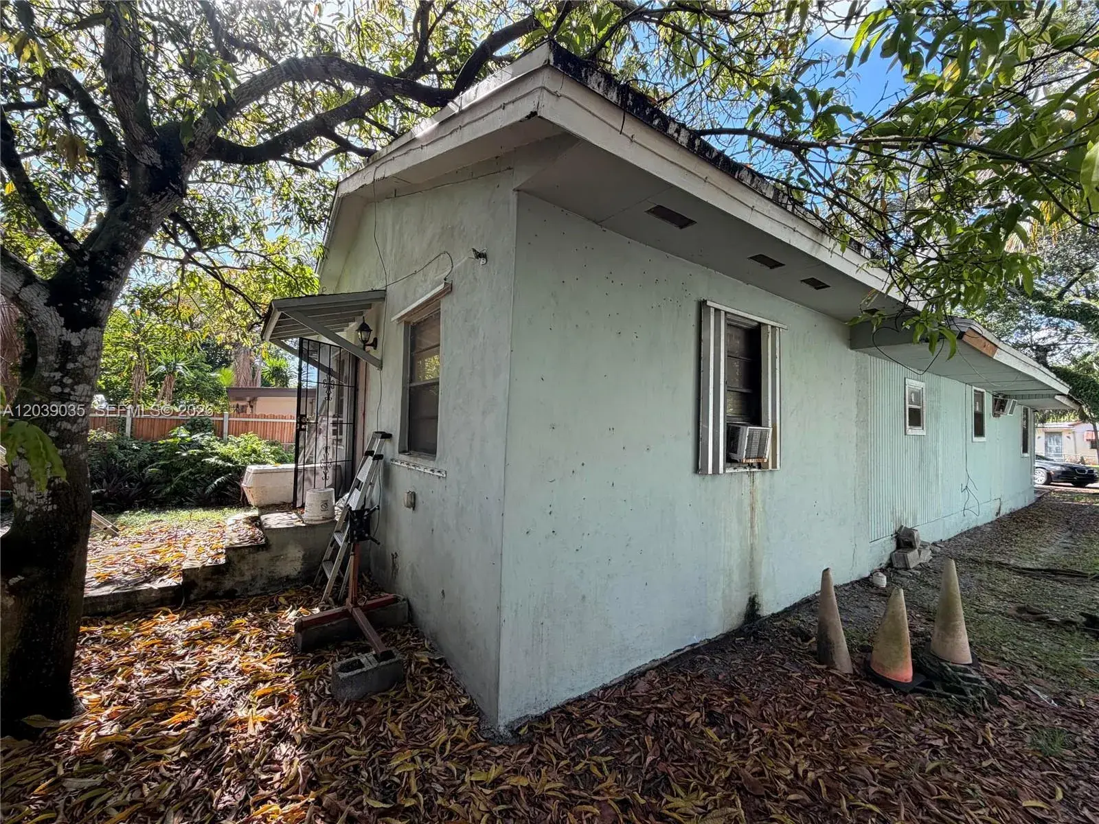 1885 NW 113th Ter, Miami FL 33167